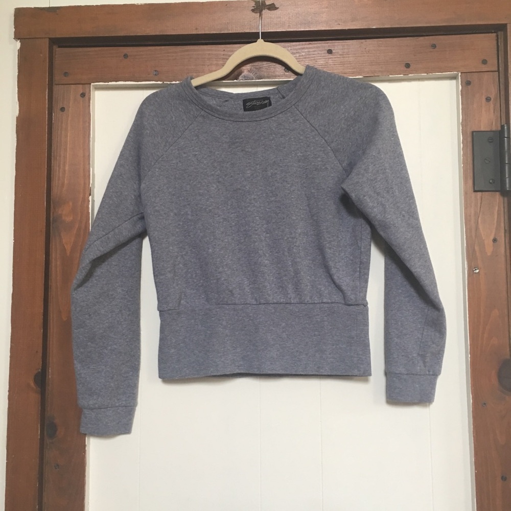 ‼️ removing 2/15 Stussy cropped sweatshirt